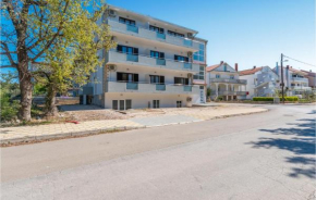 Nice apartment in Biograd na Moru with WiFi
